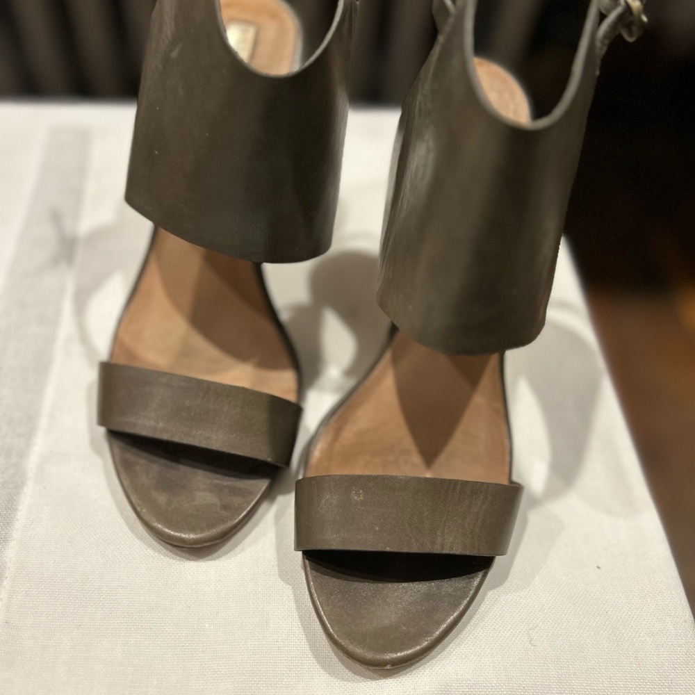 Halogen Ankle Cuff 3” heels